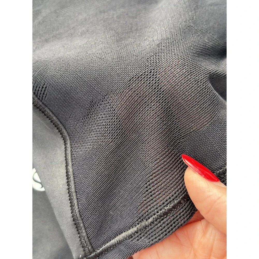 LULULEMON WOMENS BLACK SCULPT TANKTOP SZ 2